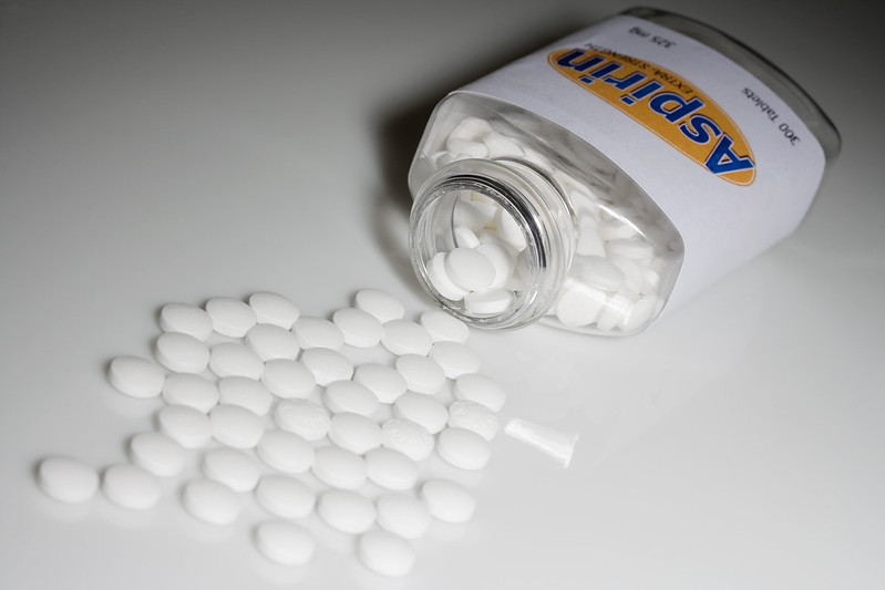دراسة: يرتبط تناول الأسبرين بزيادة معدل الوفيات لدى كبار السن المصابين بالسرطان